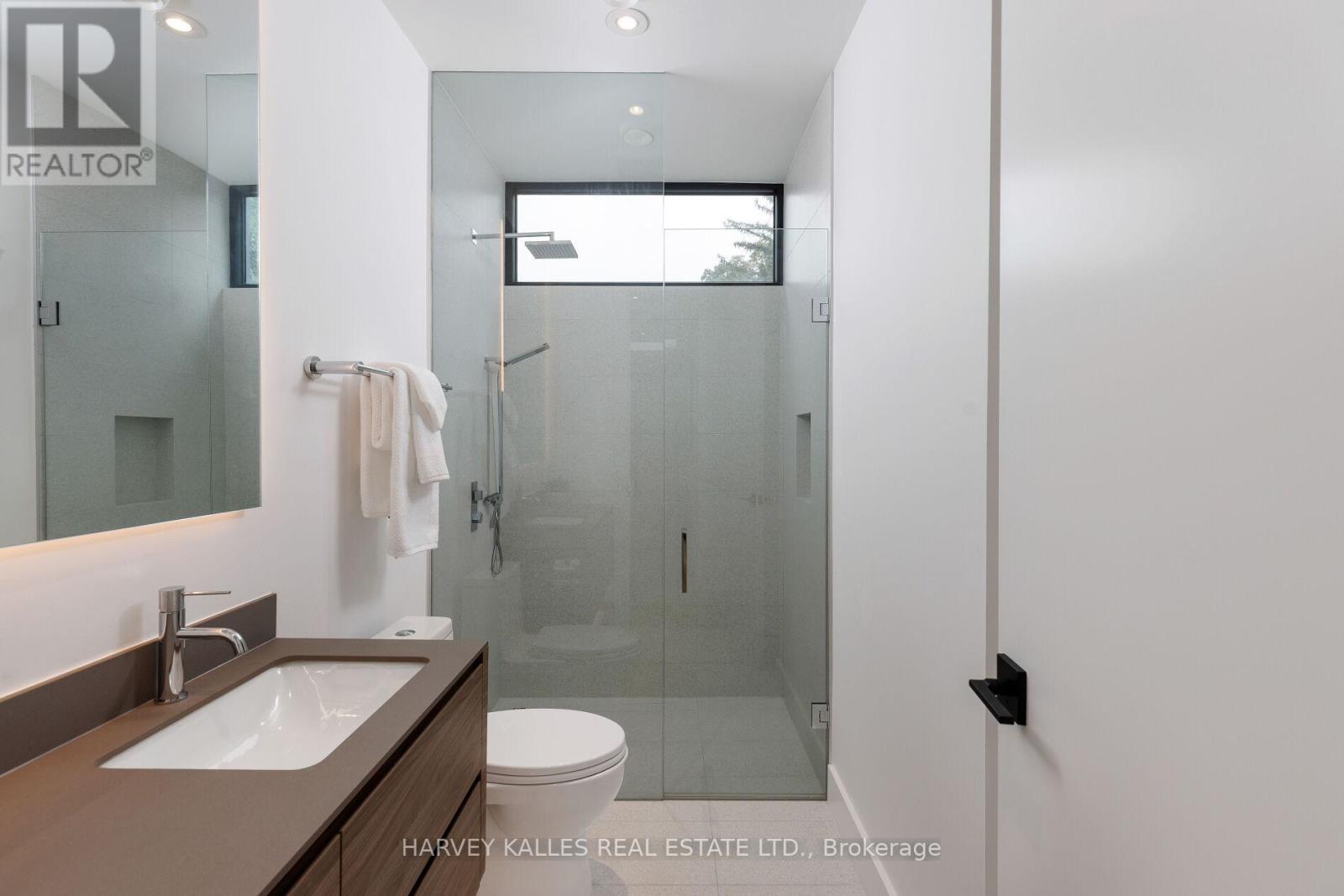 1654 Birchwood Drive, Mississauga, Ontario L5J 1T6 - Photo 37 - W13763182
