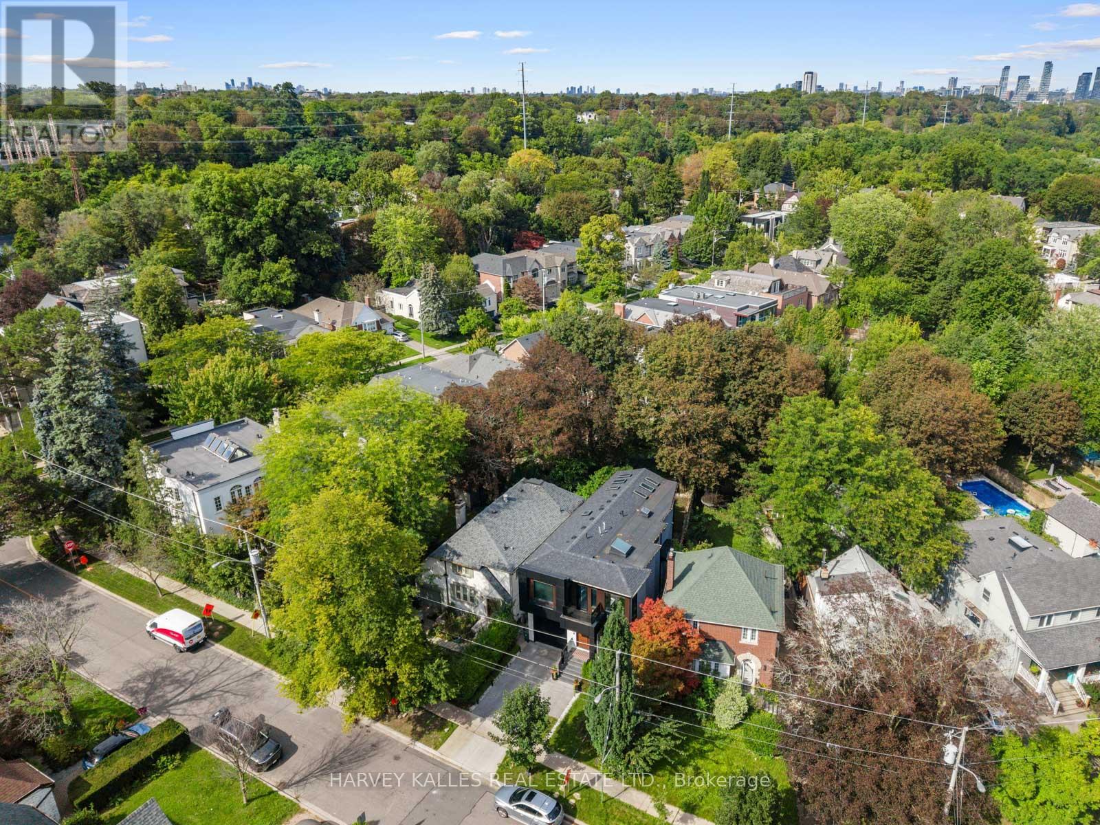 4 Douglas Crescent, Toronto, Ontario  M4W 2E7 - Photo 37 - C13766576