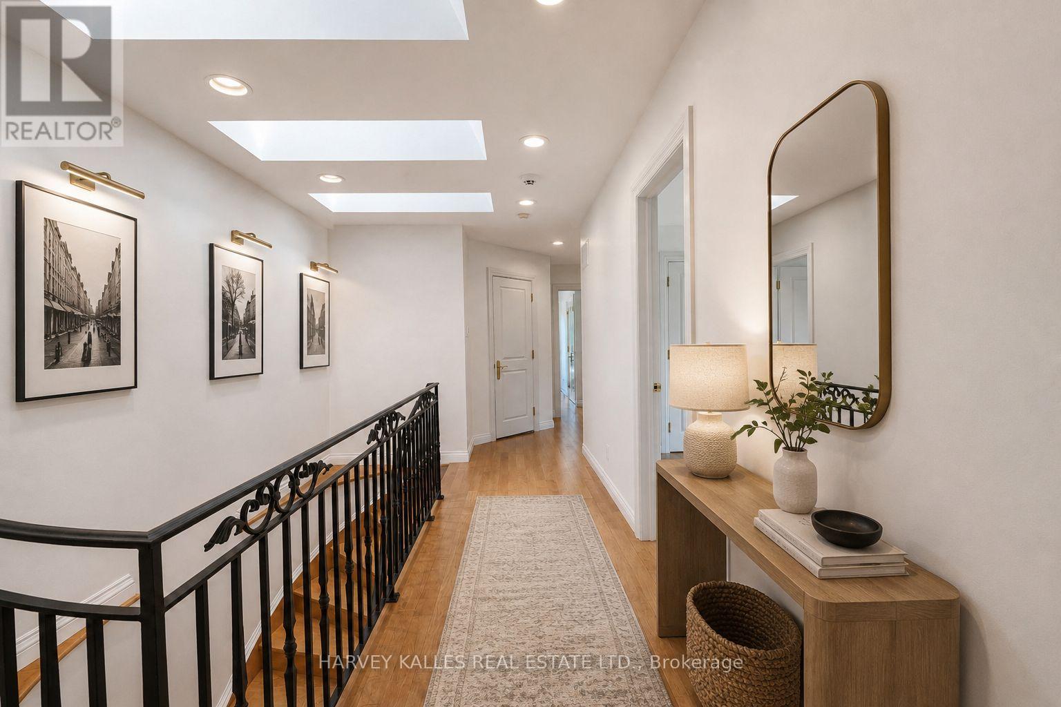 176 Joicey Boulevard, Toronto, Ontario  M5M 2V2 - Photo 17 - C13766986