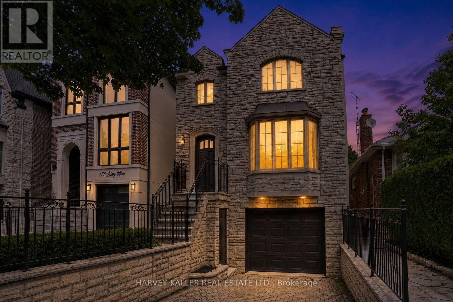 176 Joicey Boulevard, Toronto, Ontario  M5M 2V2 - Photo 3 - C13766986