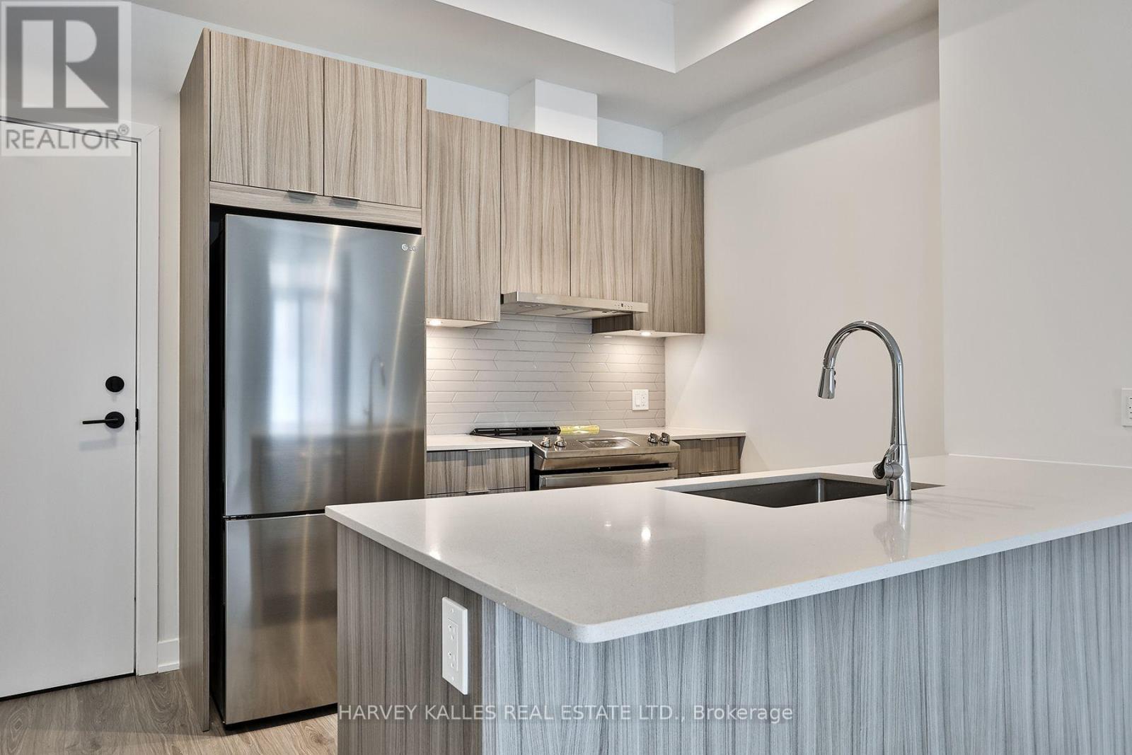 306 - 430 Square One Drive, Mississauga, Ontario  L5B 0L6 - Photo 20 - W13767376