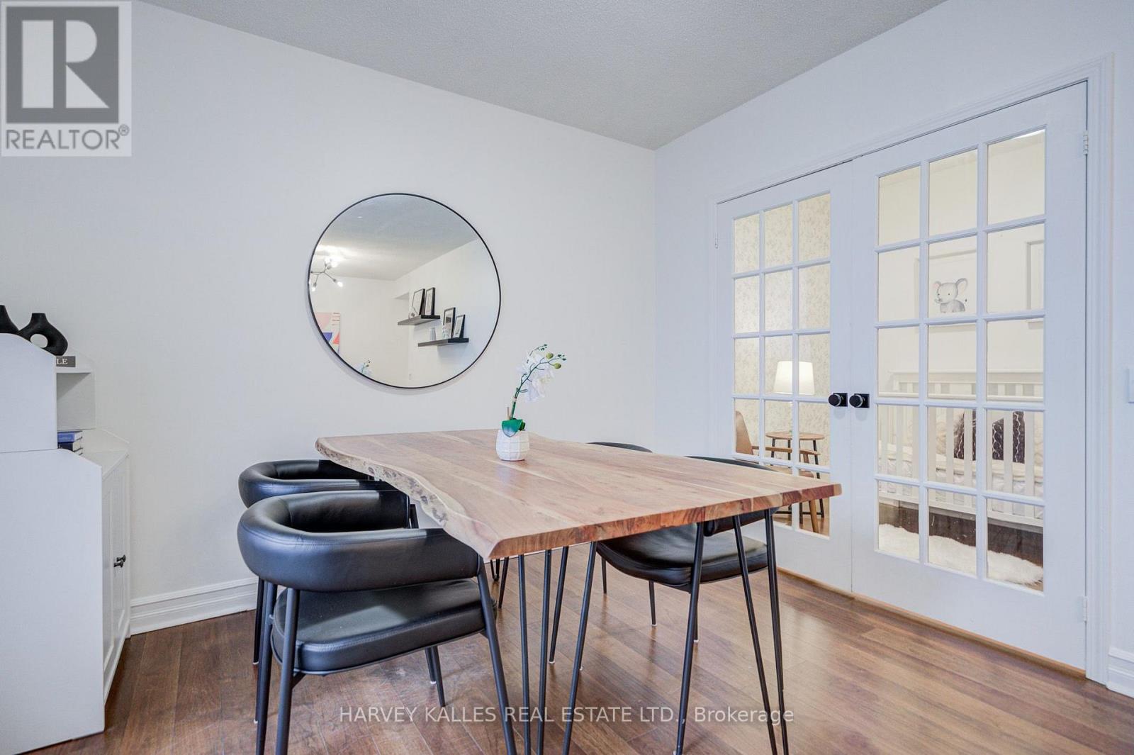 910 - 5 Rosehill Avenue, Toronto, Ontario  M4T 3A6 - Photo 15 - C13768074