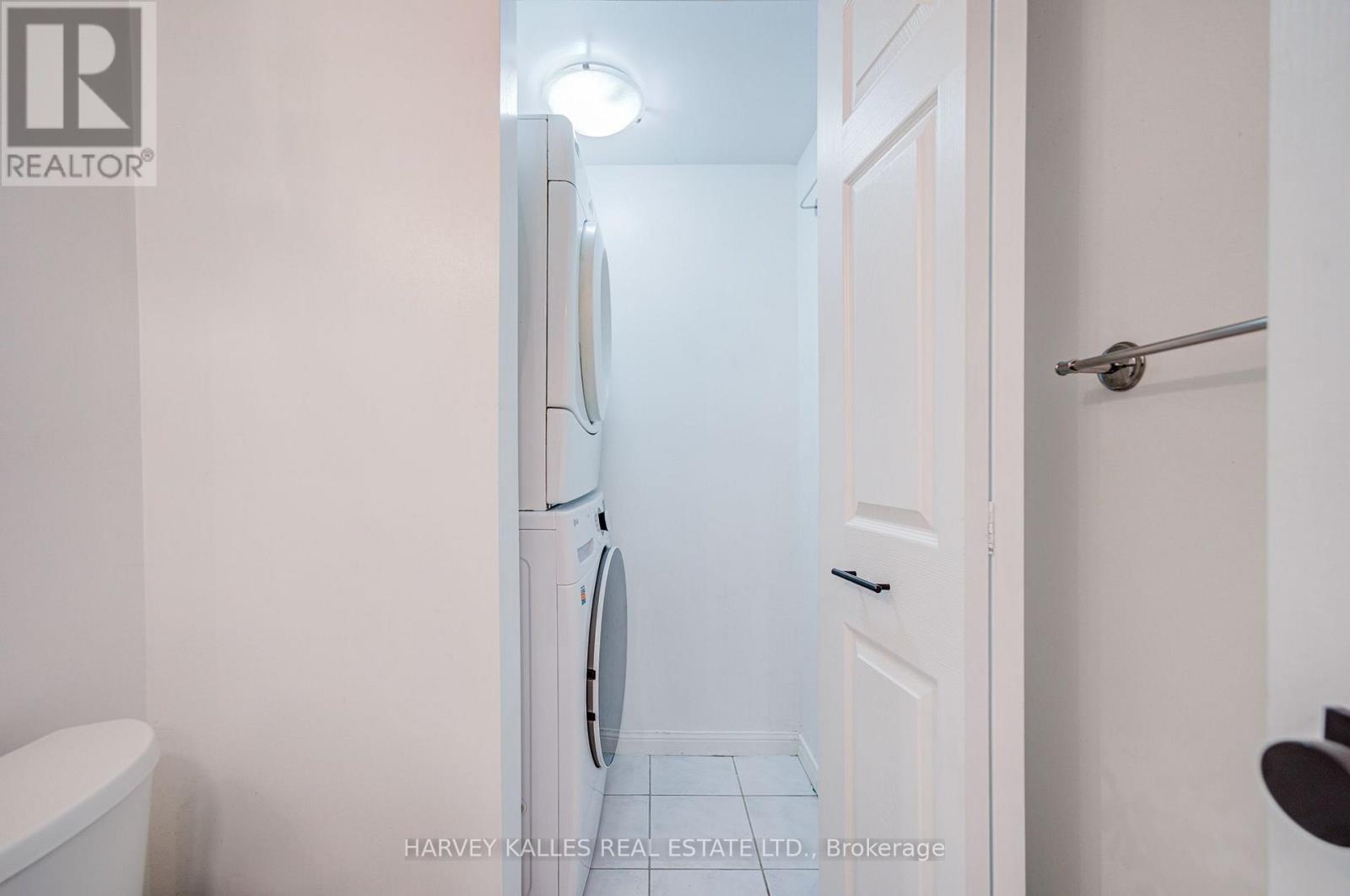 910 - 5 Rosehill Avenue, Toronto, Ontario  M4T 3A6 - Photo 26 - C13768074