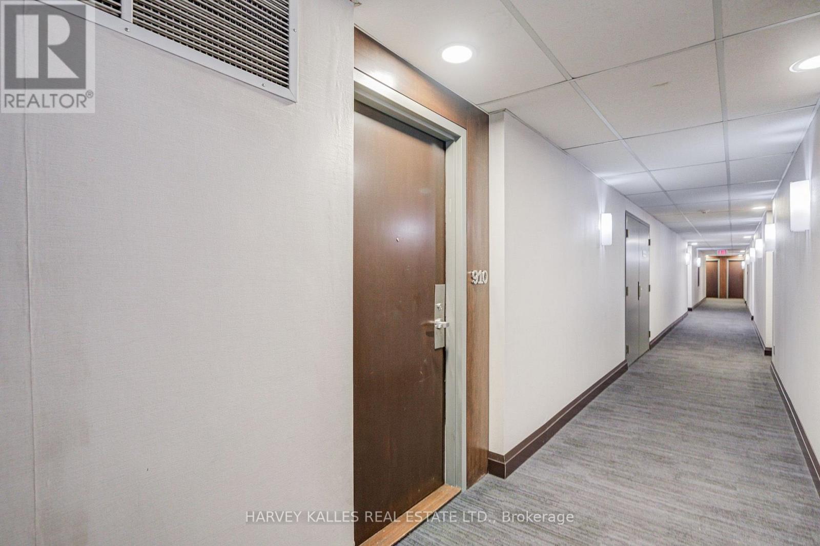 910 - 5 Rosehill Avenue, Toronto, Ontario  M4T 3A6 - Photo 4 - C13768074