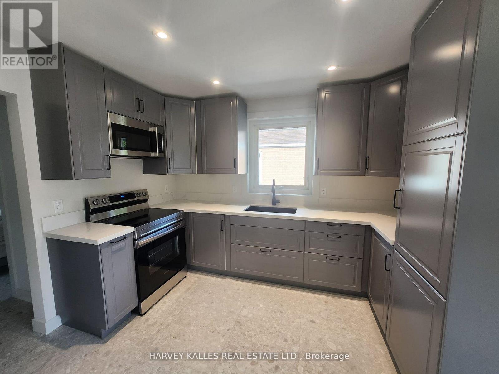Main - 88 Mcallister Road, Toronto, Ontario M3H 2N3 - Photo 5 - C13768398