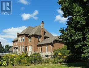 7472 Ashburn Road, Whitby, Ontario  L1M 1L4 - Photo 2 - E13768506