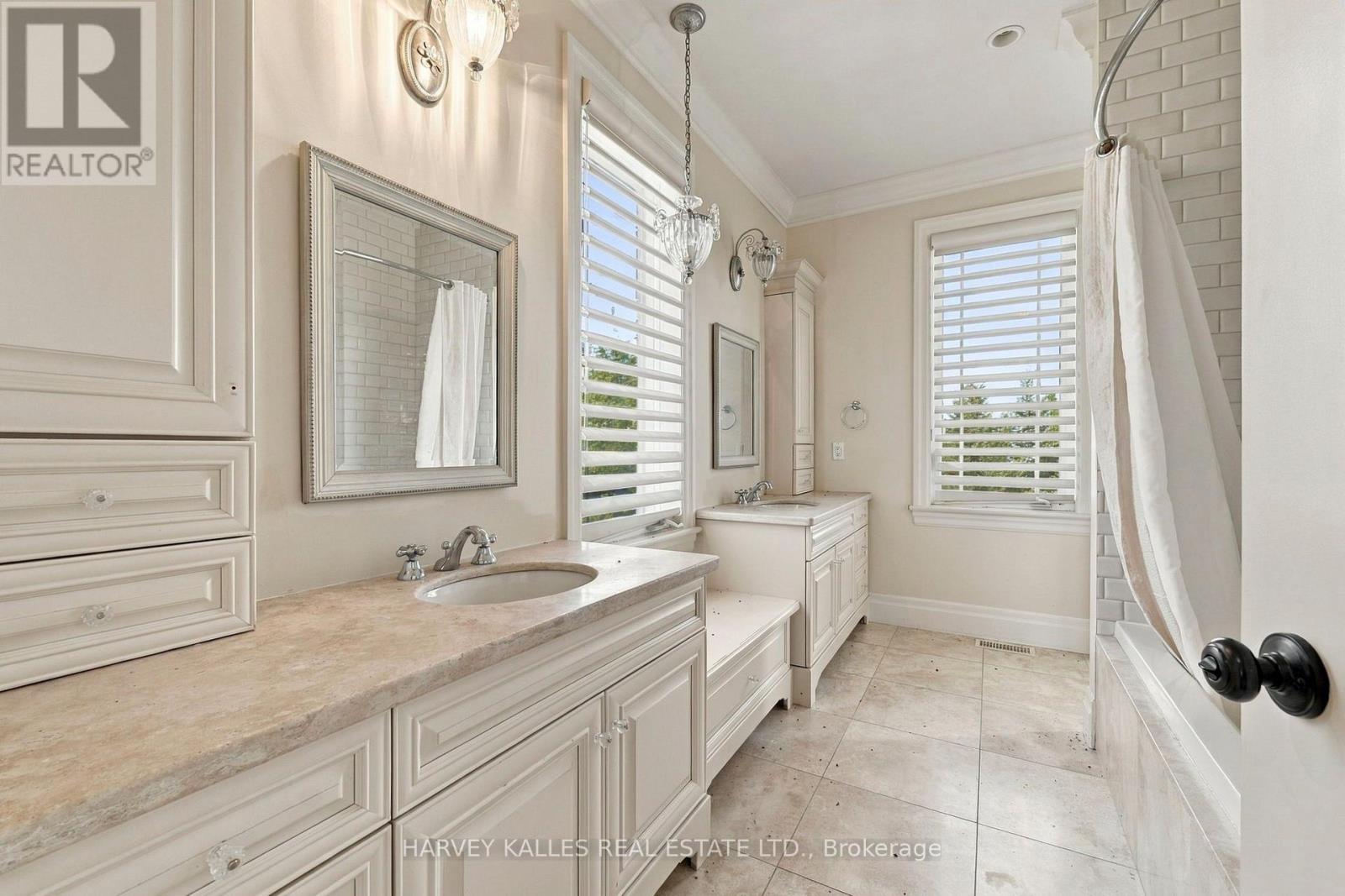 7472 Ashburn Road, Whitby, Ontario  L1M 1L4 - Photo 26 - E13768506