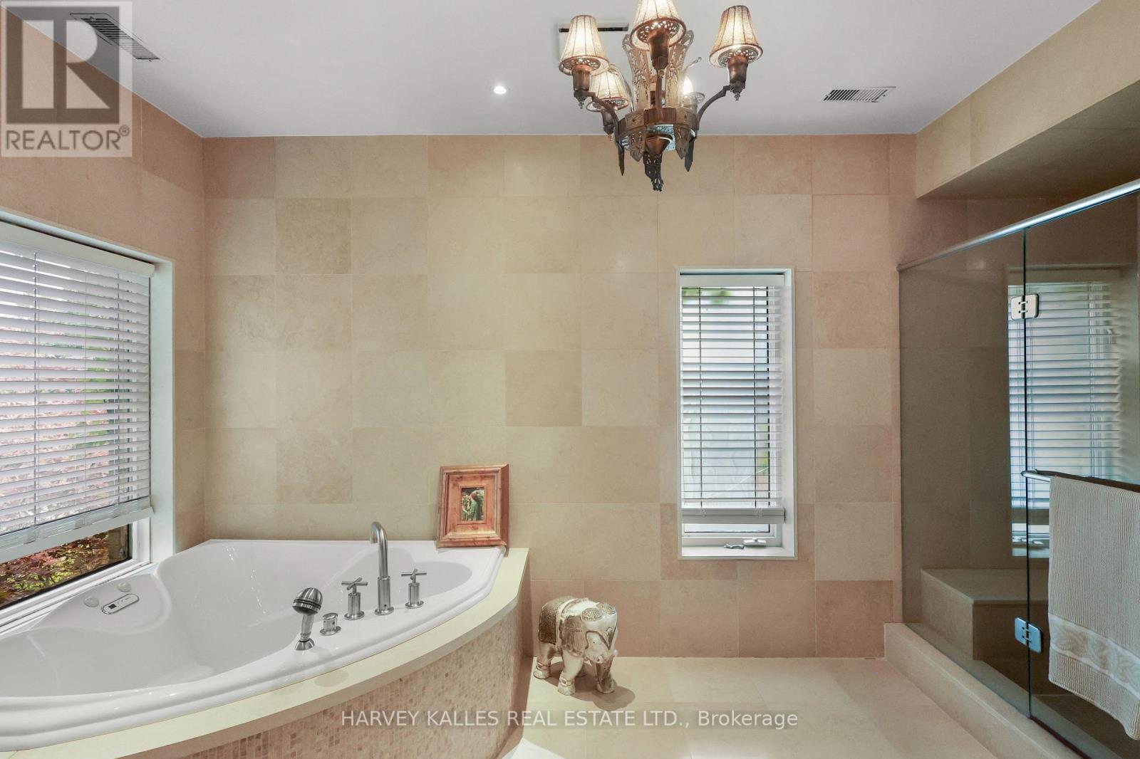83 Hillmount Avenue, Toronto, Ontario M6B 1X5 - Photo 29 - C13769296