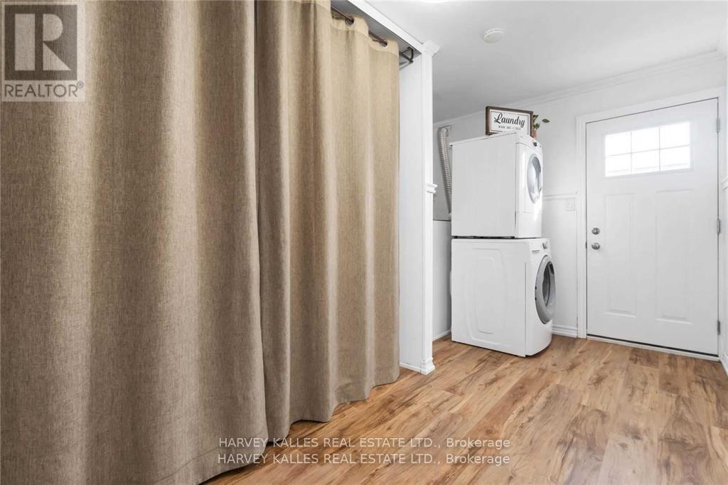 Main - 709 Annland Street, Pickering, Ontario  L1W 1B5 - Photo 10 - E13769682
