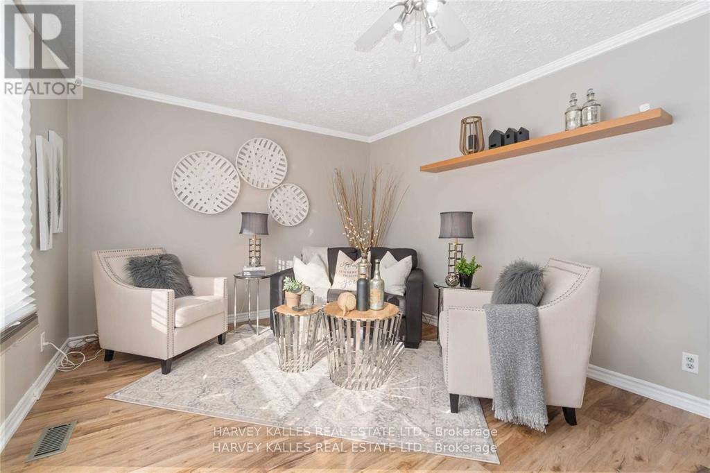 Main - 709 Annland Street, Pickering, Ontario  L1W 1B5 - Photo 6 - E13769682