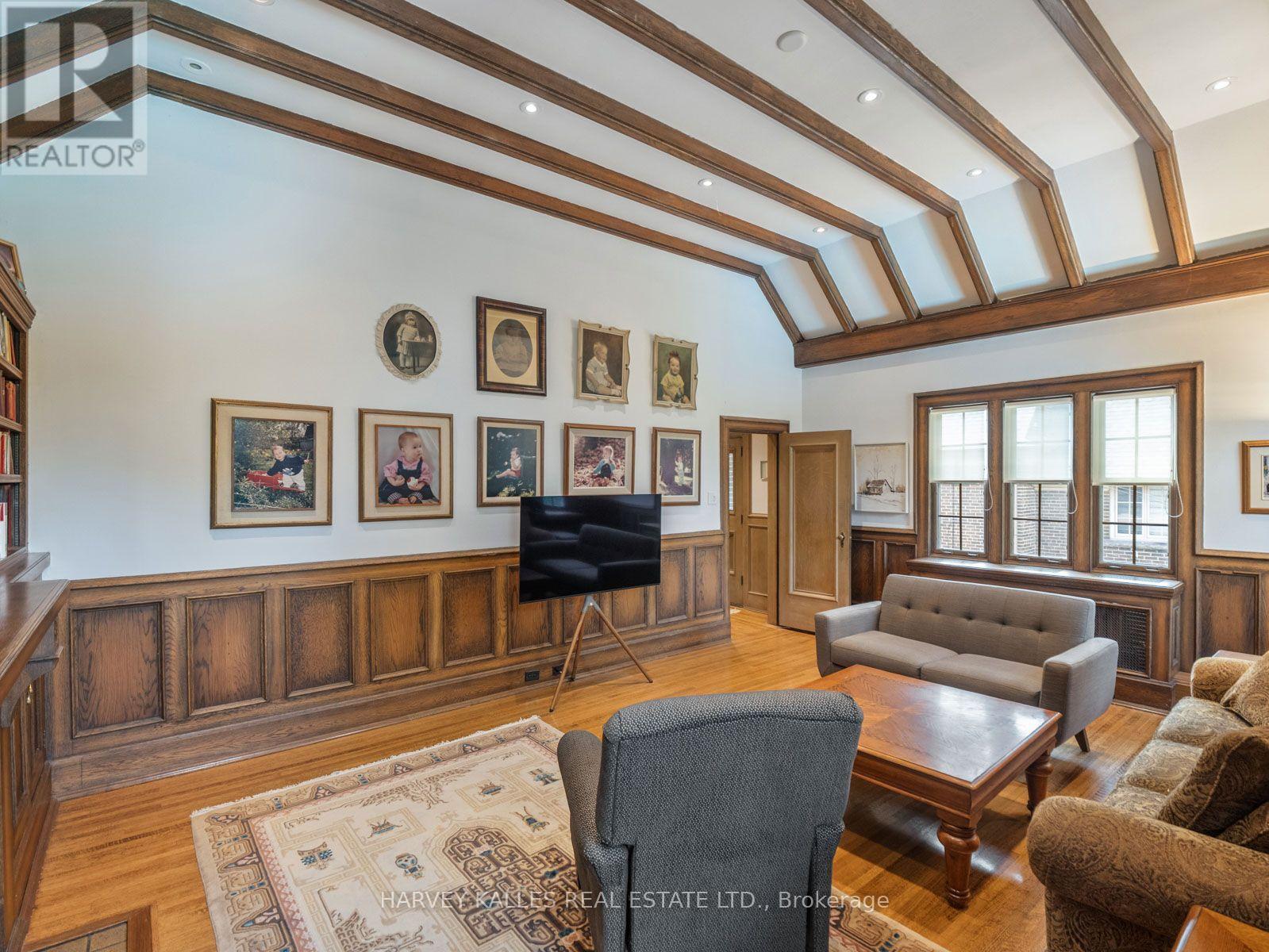 14 Dewbourne Avenue, Toronto, Ontario M5P 1Z4 - Photo 14 - C13771738