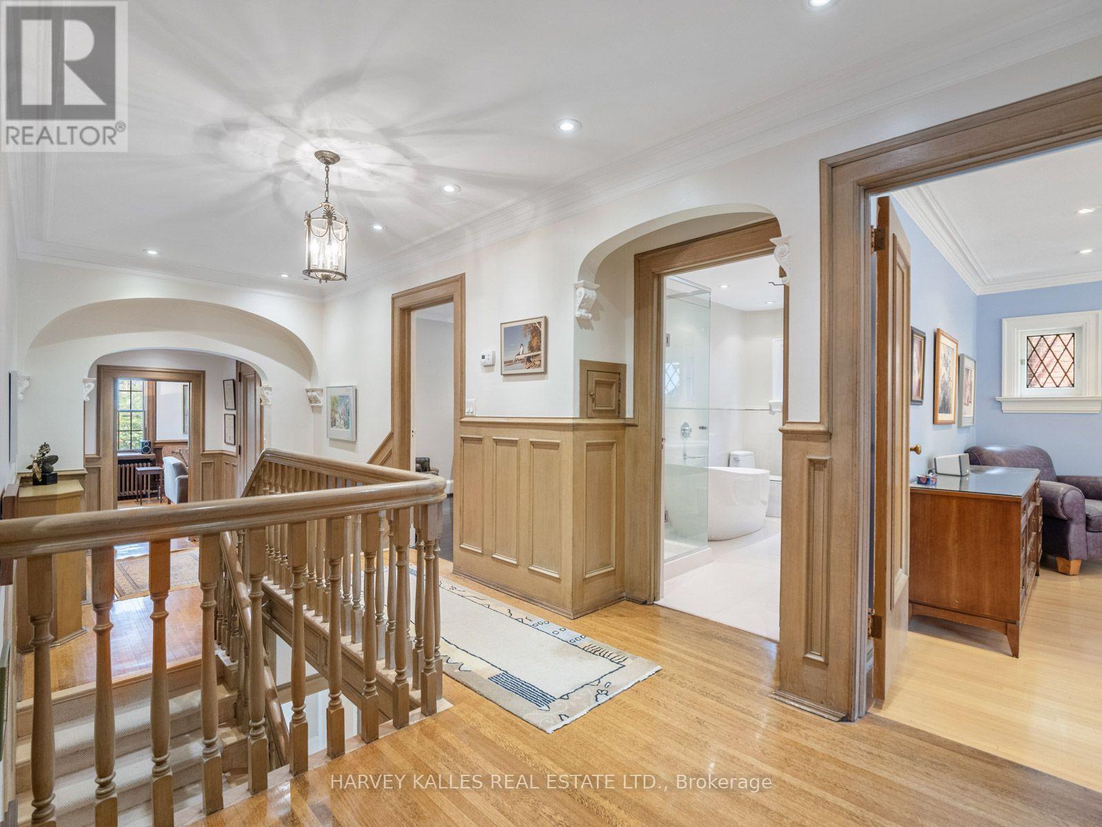 14 Dewbourne Avenue, Toronto, Ontario M5P 1Z4 - Photo 22 - C13771738