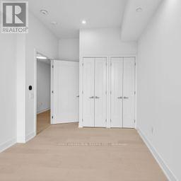 807 - 8 Manor Road W, Toronto, Ontario  M4S 2A5 - Photo 14 - C13773956