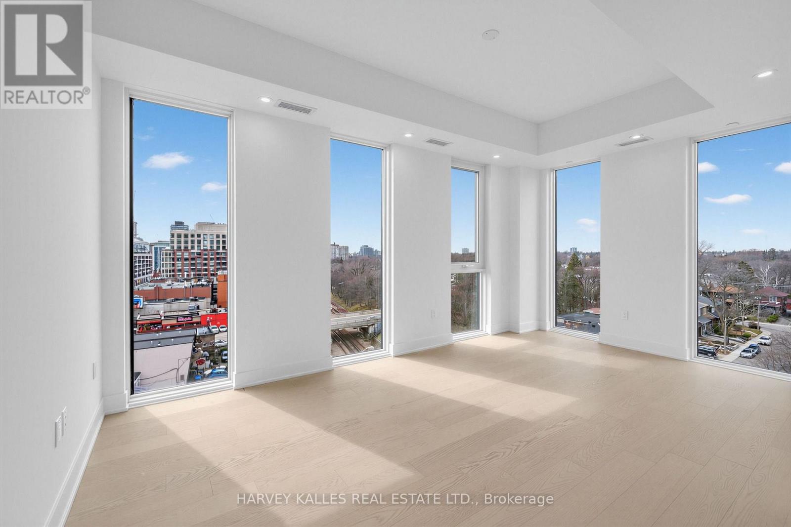 807 - 8 Manor Road W, Toronto, Ontario  M4S 2A5 - Photo 8 - C13773956