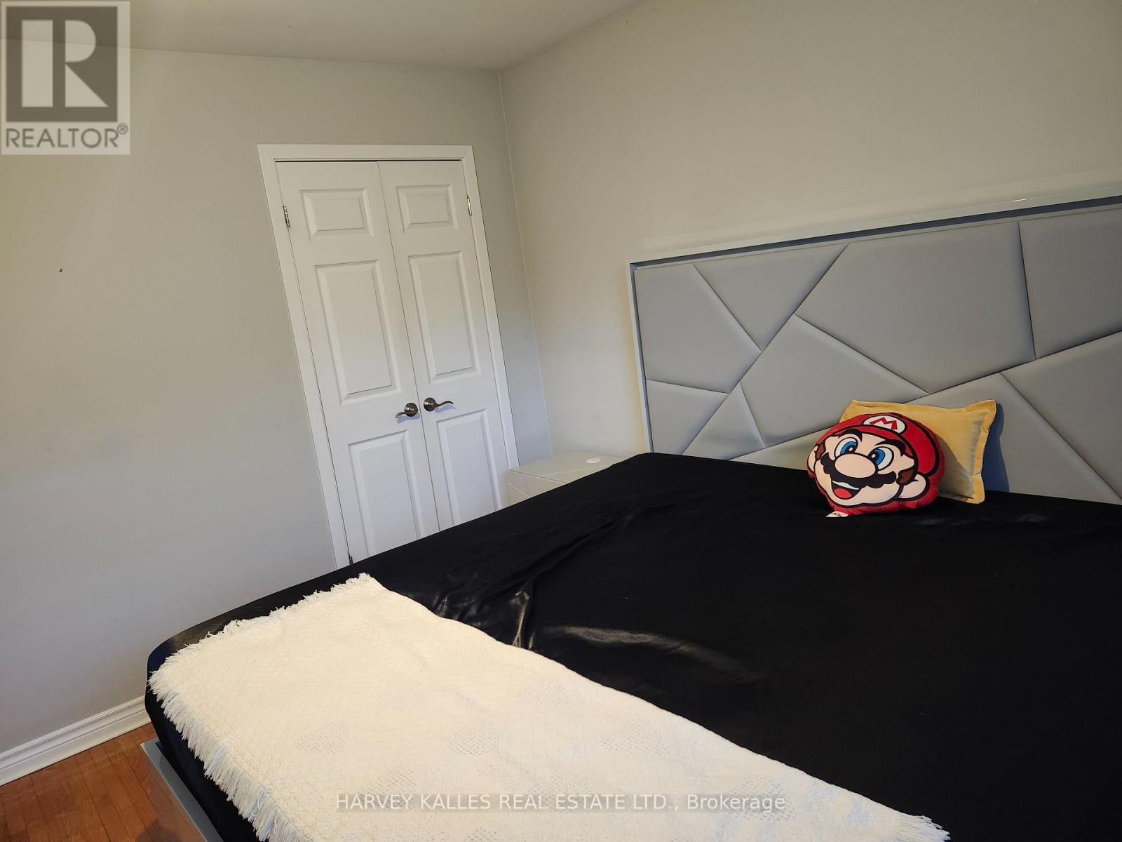 2379 Hensall Street, Mississauga, Ontario L5A 2T1 - Photo 21 - W13774704