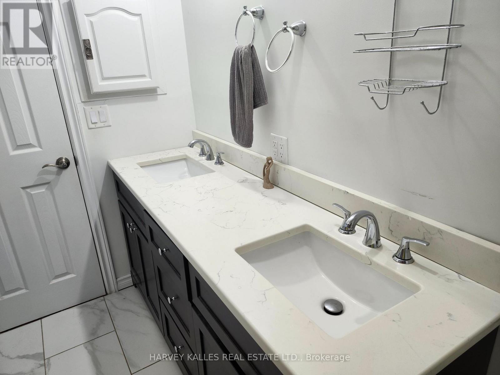 2379 Hensall Street, Mississauga, Ontario L5A 2T1 - Photo 26 - W13774704