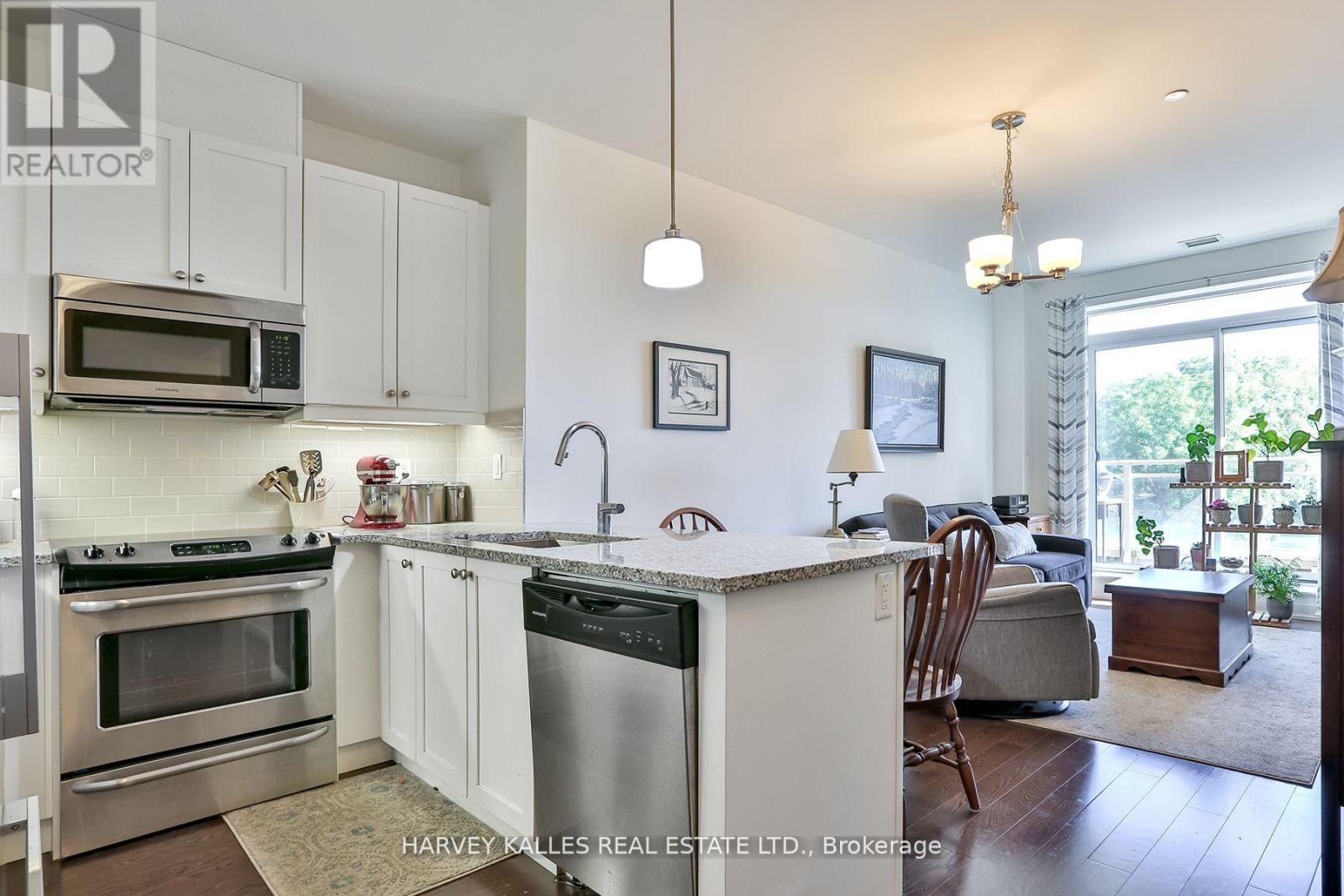 502a - 15277 Yonge Street, Aurora, Ontario  L4G 1Y3 - Photo 2 - N13775704
