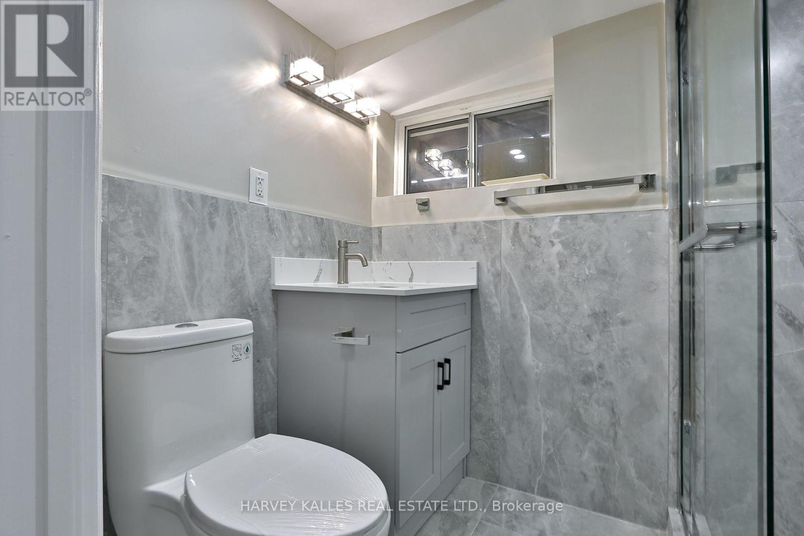 1239 Jane Street, Toronto, Ontario M6M 4X9 - Photo 24 - W13775724