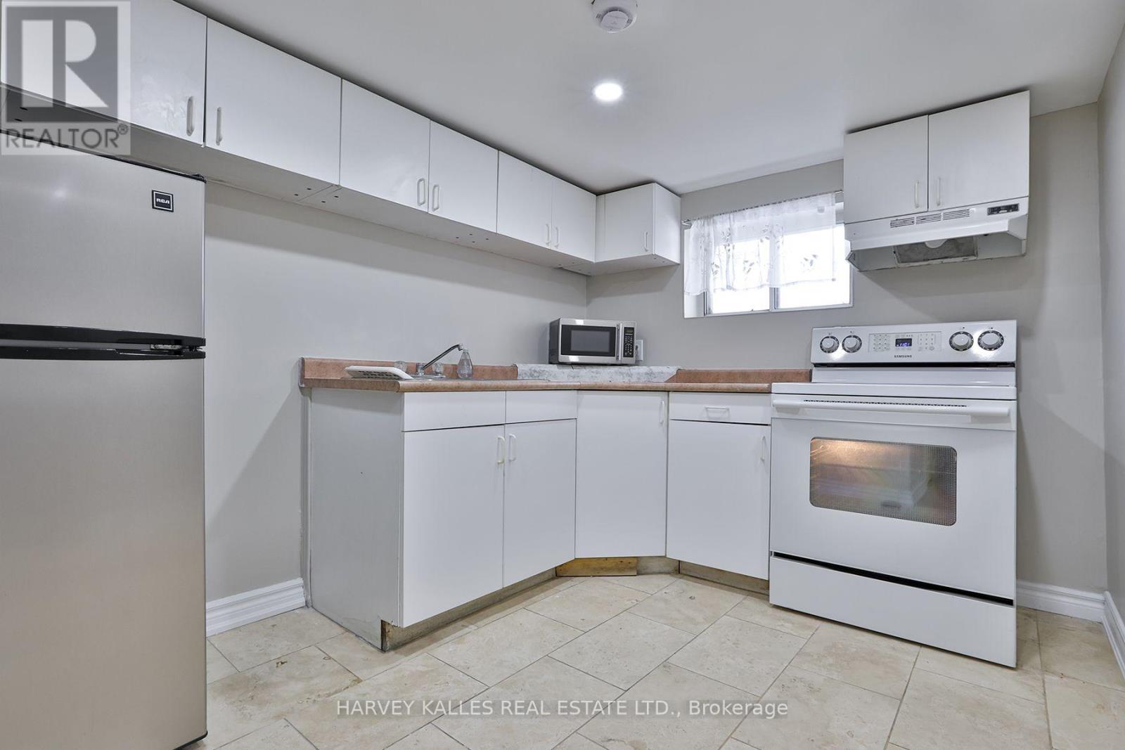1239 Jane Street, Toronto, Ontario M6M 4X9 - Photo 25 - W13775724