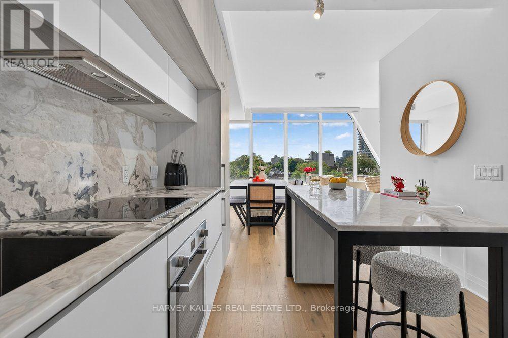 510 - 151 Avenue Road, Toronto, Ontario  M5R 0B8 - Photo 4 - C13778976