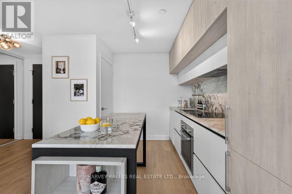 510 - 151 Avenue Road, Toronto, Ontario  M5R 0B8 - Photo 6 - C13778976