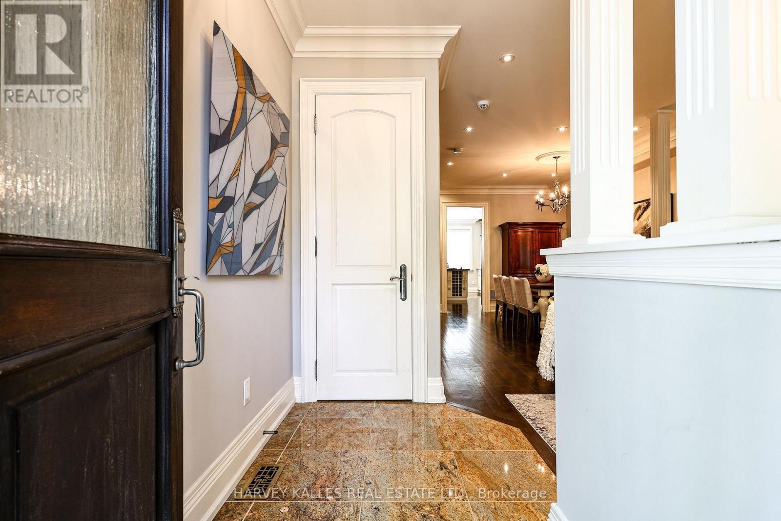 599 Woburn Avenue, Toronto, Ontario M5M 1M2 - Photo 2 - C13779050