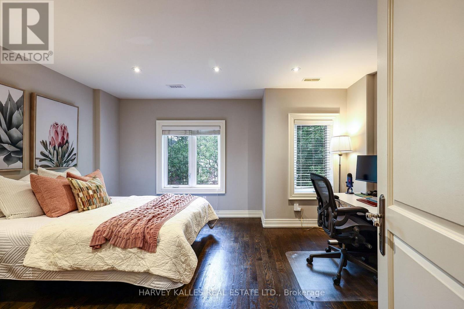 599 Woburn Avenue, Toronto, Ontario M5M 1M2 - Photo 23 - C13779050