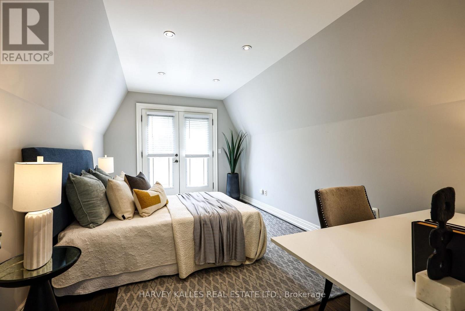 599 Woburn Avenue, Toronto, Ontario M5M 1M2 - Photo 28 - C13779050