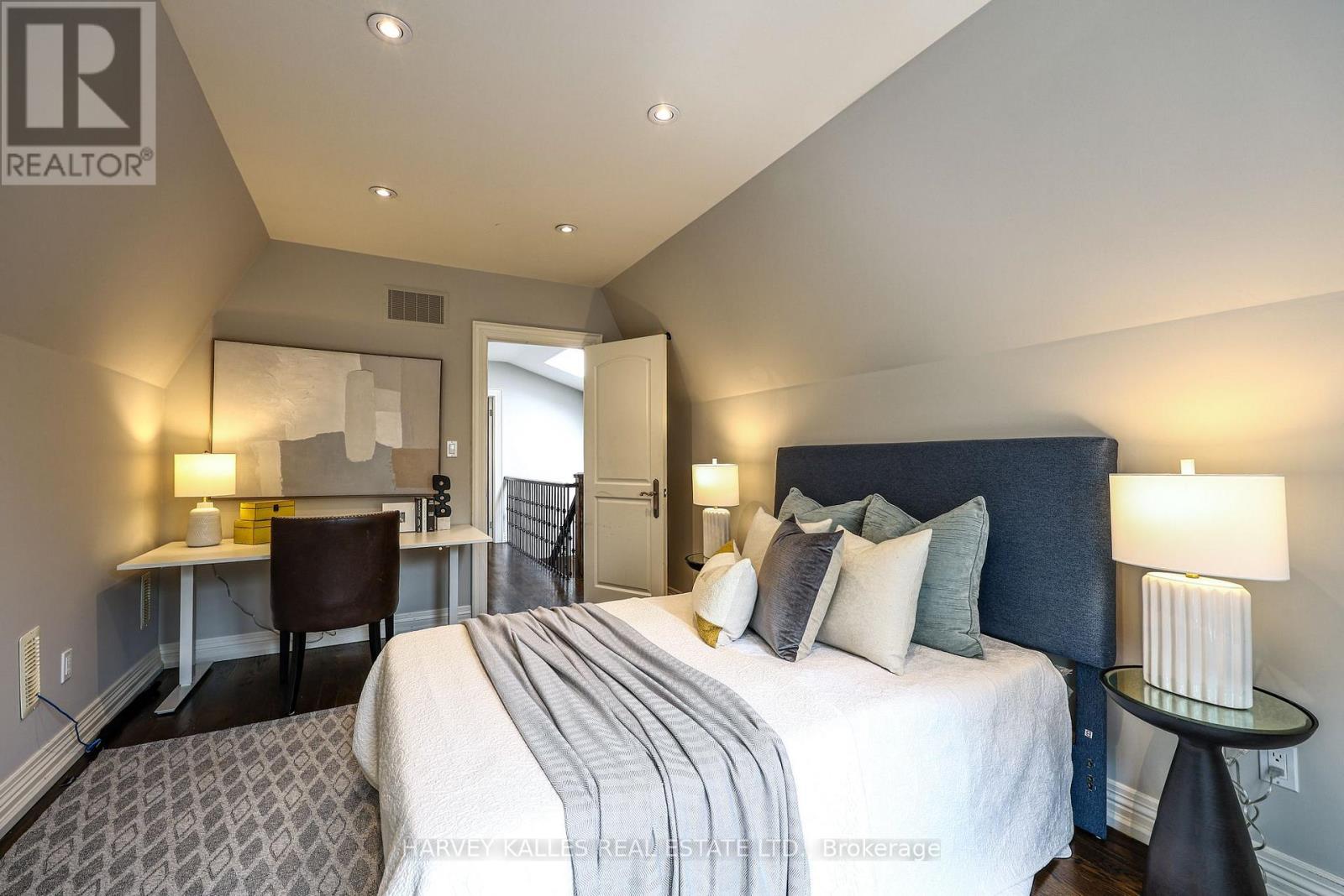 599 Woburn Avenue, Toronto, Ontario M5M 1M2 - Photo 29 - C13779050