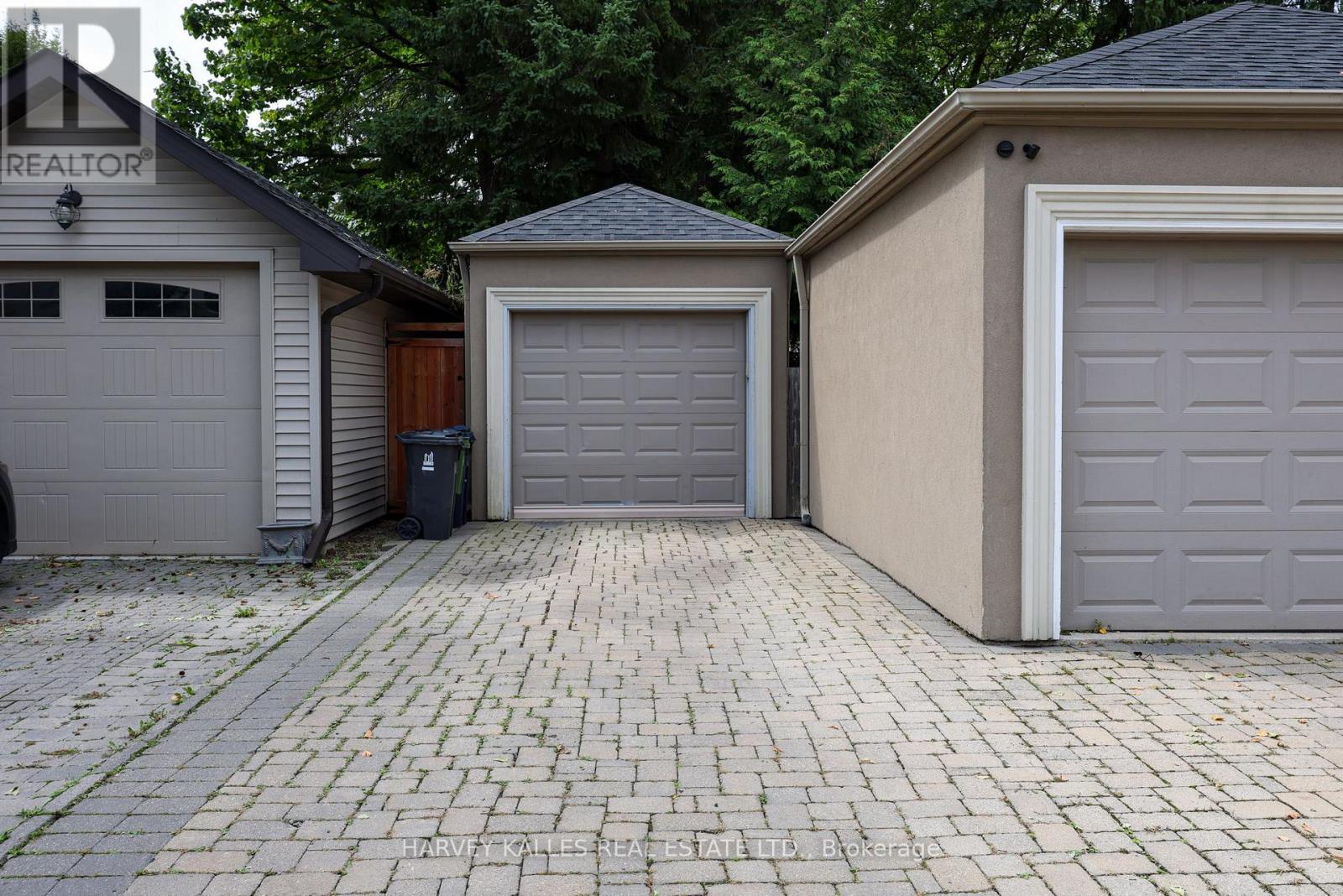 599 Woburn Avenue, Toronto, Ontario M5M 1M2 - Photo 43 - C13779050
