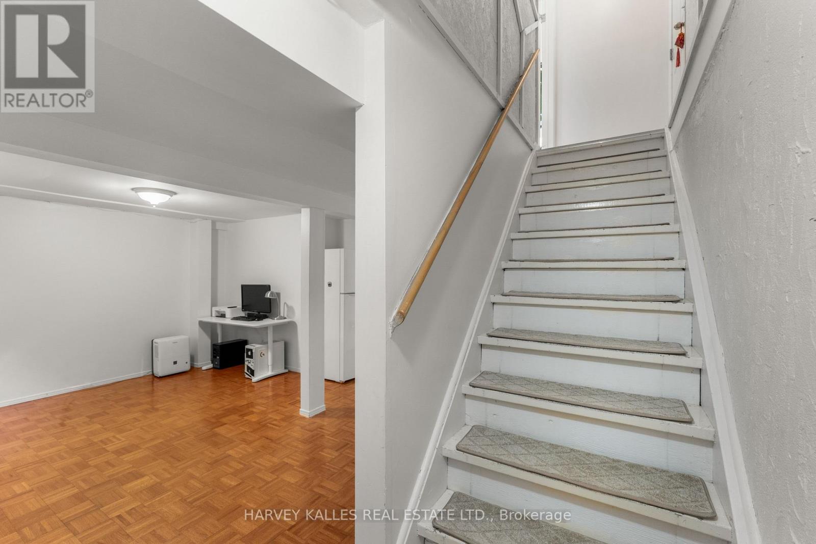 225 Hollyberry Trail, Toronto, Ontario M2H 2P3 - Photo 19 - C13779480