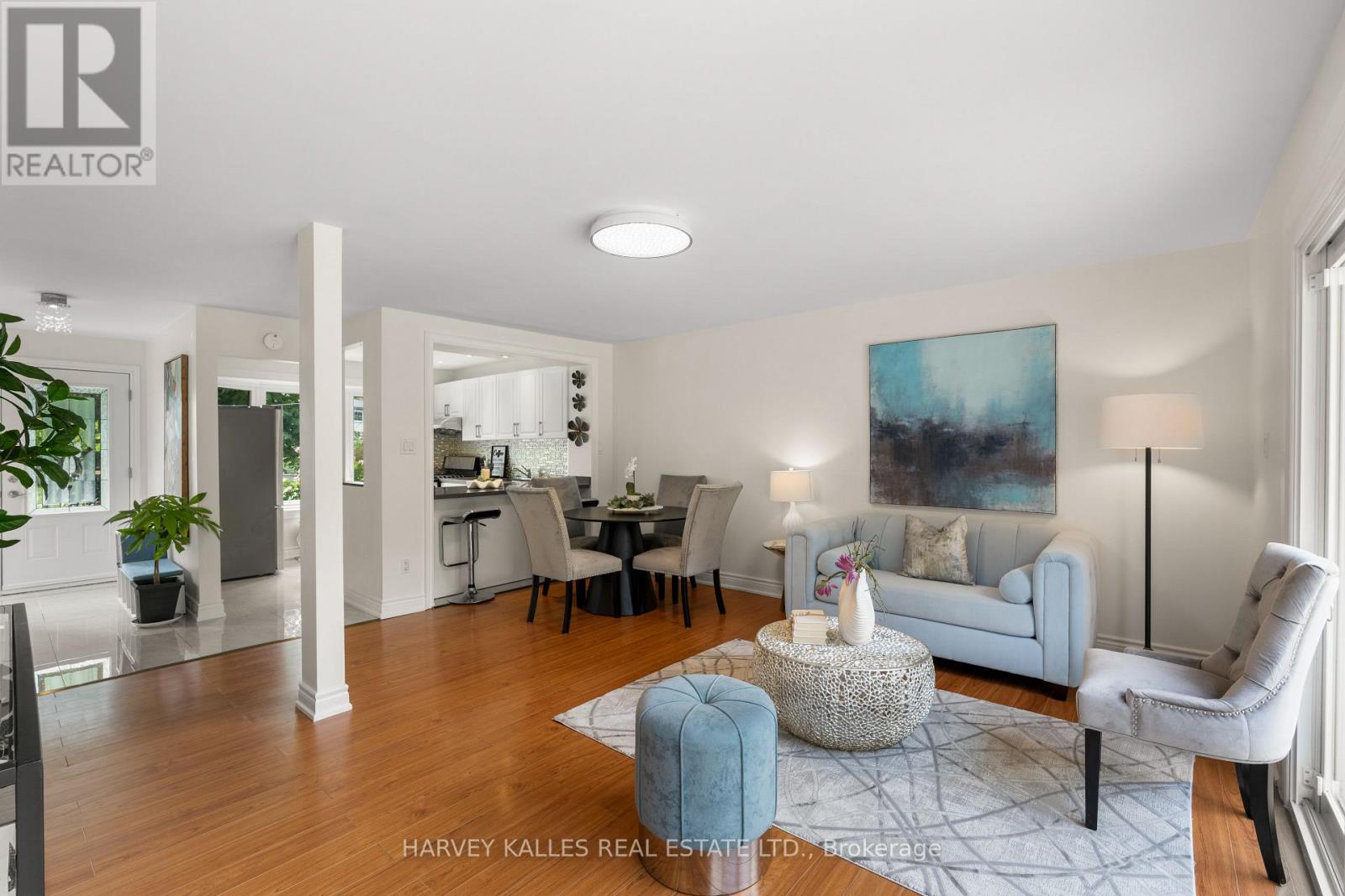 225 Hollyberry Trail, Toronto, Ontario M2H 2P3 - Photo 4 - C13779480