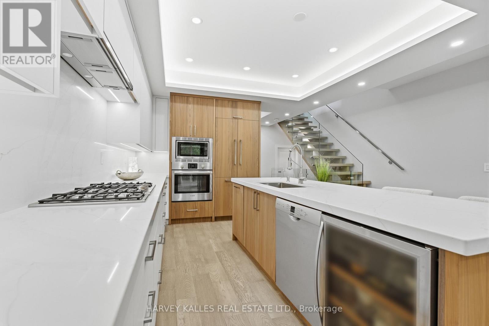 194 Sheldrake Boulevard, Toronto, Ontario  M4P 2B5 - Photo 9 - C13779566