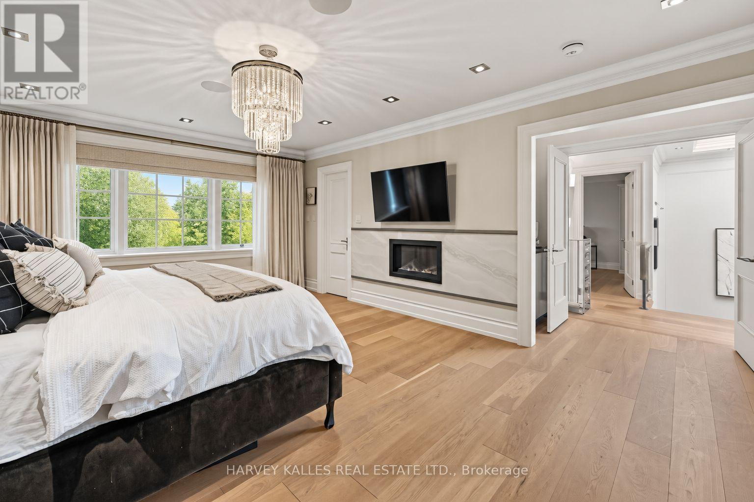 523 Vesta Drive, Toronto, Ontario  M5P 3A9 - Photo 22 - C13779646