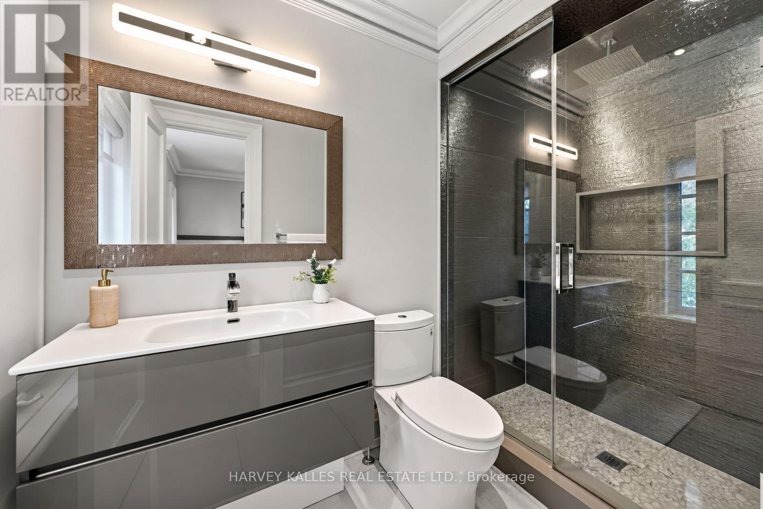 523 Vesta Drive, Toronto, Ontario  M5P 3A9 - Photo 32 - C13779646