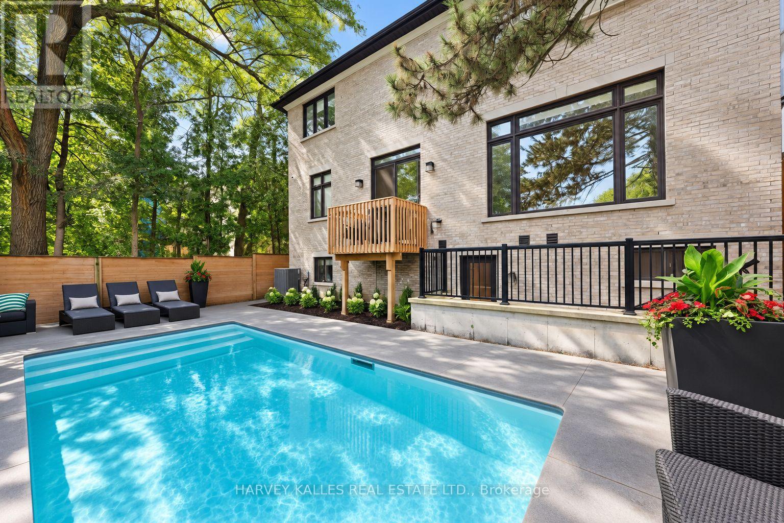 523 Vesta Drive, Toronto, Ontario  M5P 3A9 - Photo 43 - C13779646