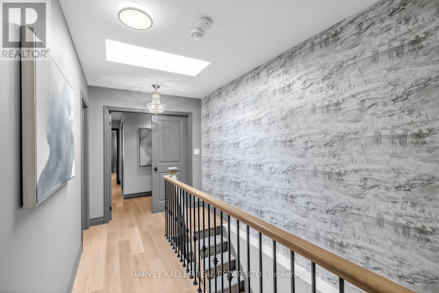 487 Winnett Avenue, Toronto, Ontario M6C 3M6 - Photo 16 - C13780208