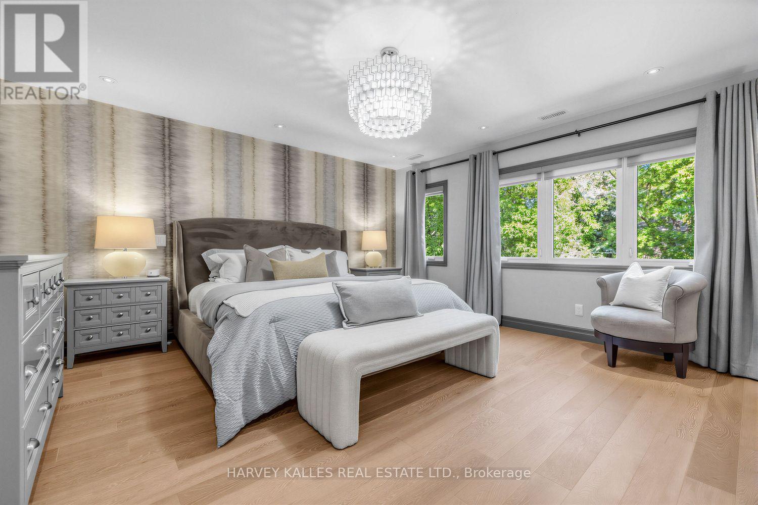 487 Winnett Avenue, Toronto, Ontario M6C 3M6 - Photo 20 - C13780208