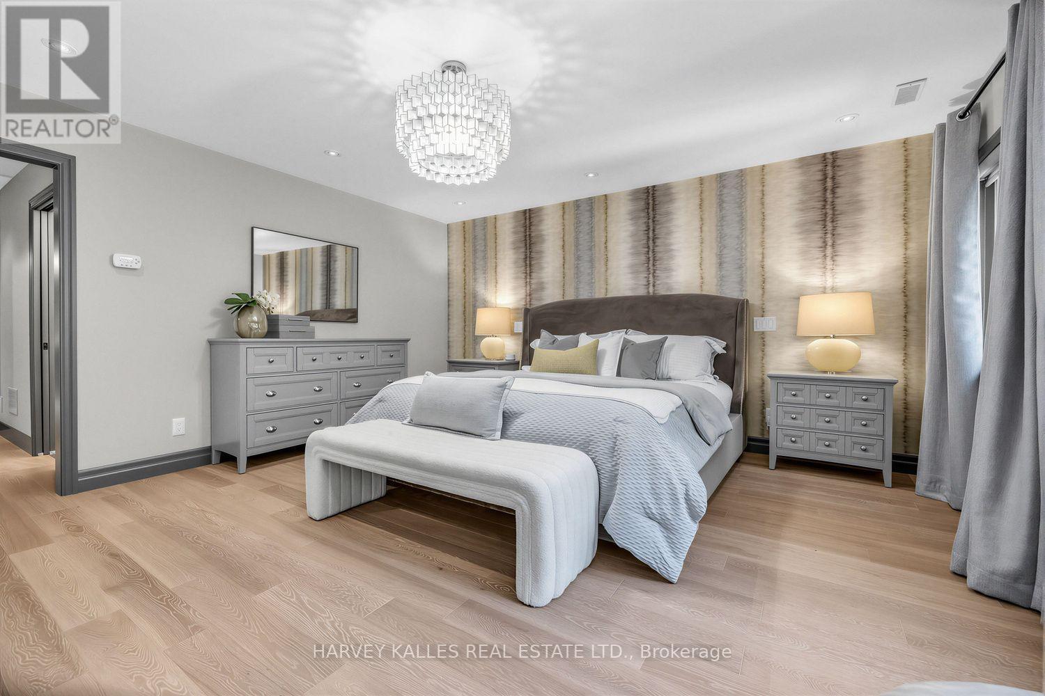 487 Winnett Avenue, Toronto, Ontario M6C 3M6 - Photo 21 - C13780208
