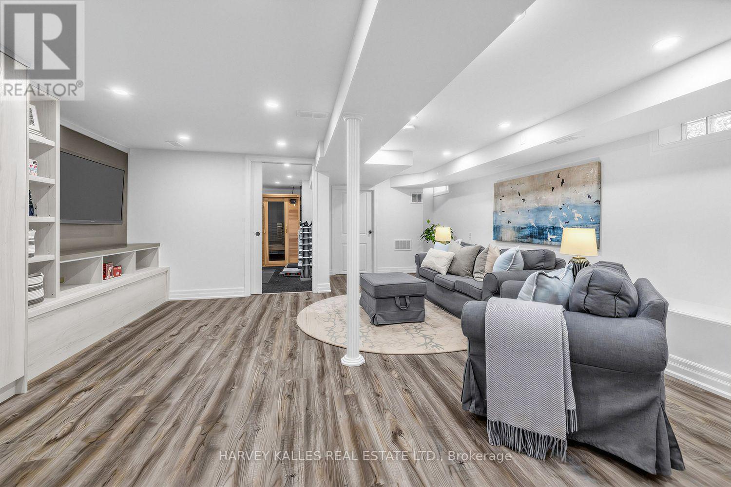 487 Winnett Avenue, Toronto, Ontario M6C 3M6 - Photo 25 - C13780208