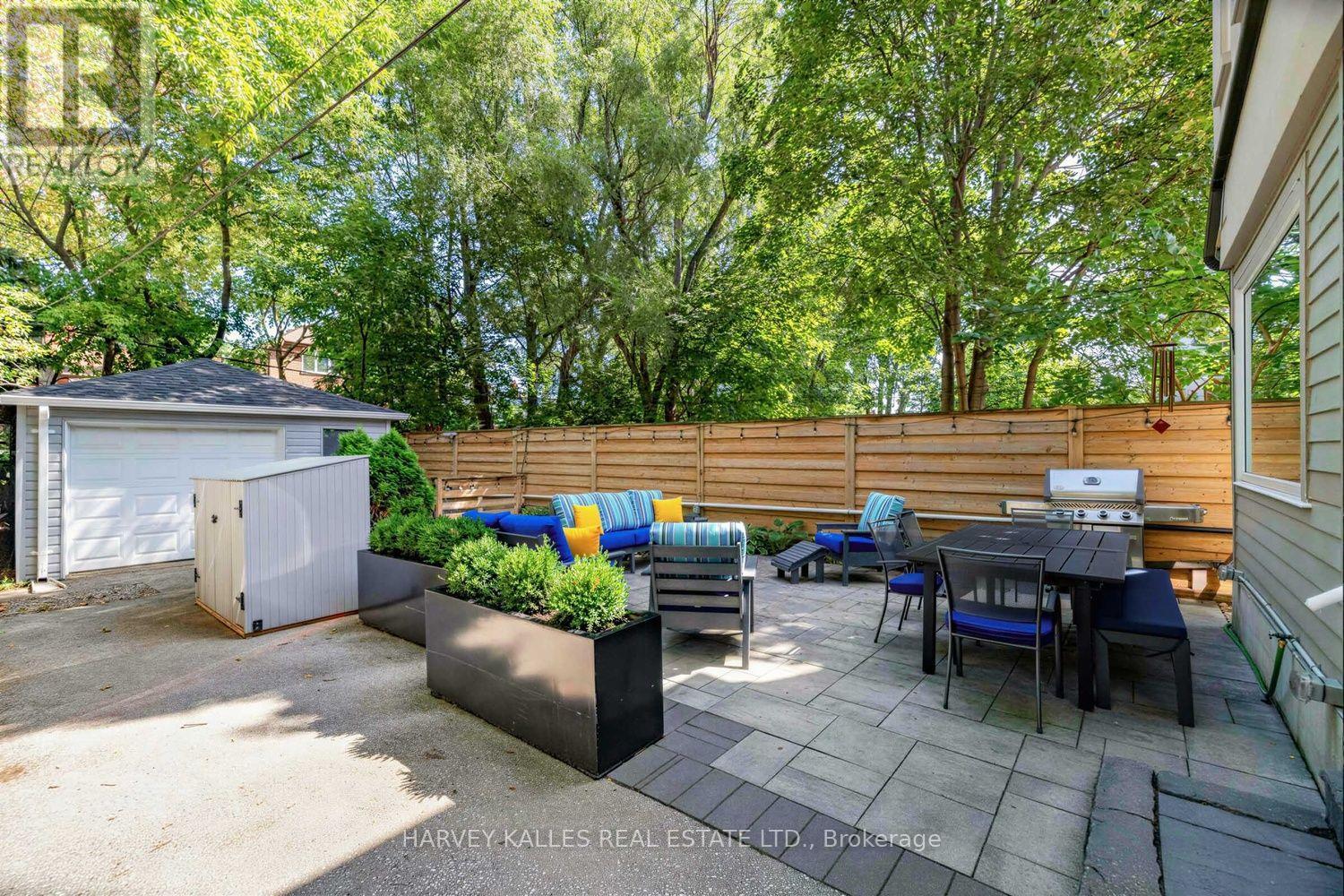 487 Winnett Avenue, Toronto, Ontario M6C 3M6 - Photo 30 - C13780208