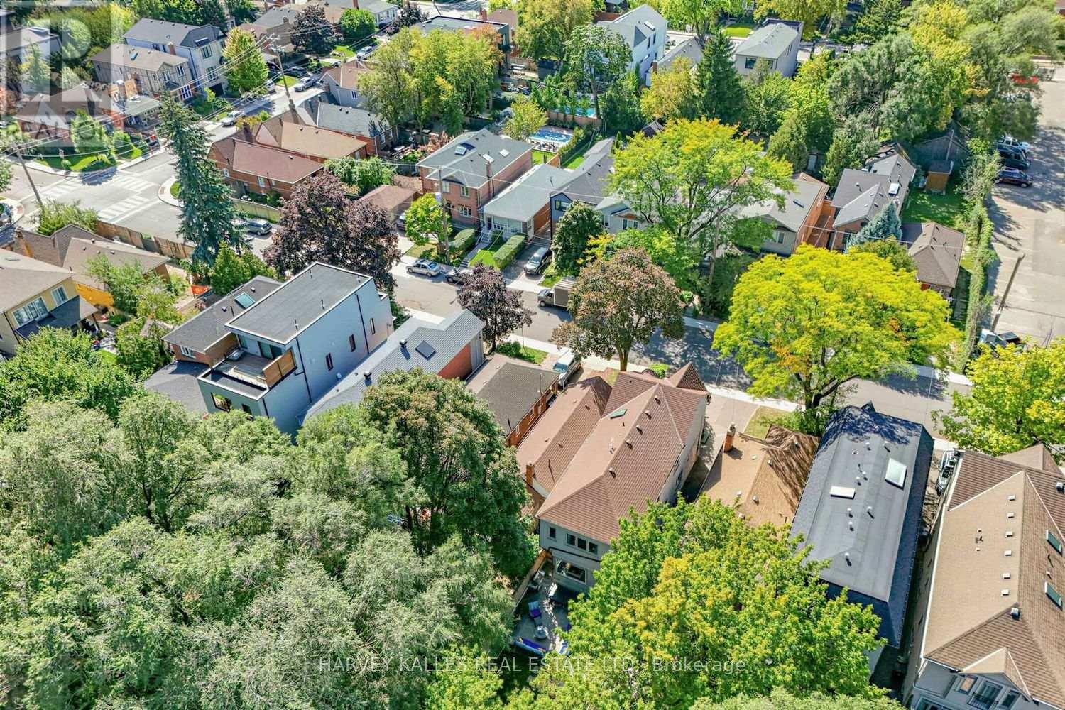 487 Winnett Avenue, Toronto, Ontario M6C 3M6 - Photo 32 - C13780208