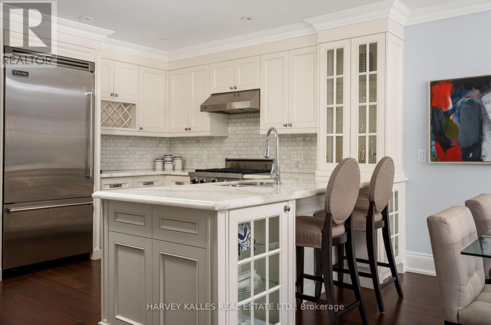 2d - 319 Lonsdale Road, Toronto, Ontario M4X 1X3 - Photo 11 - C13780666