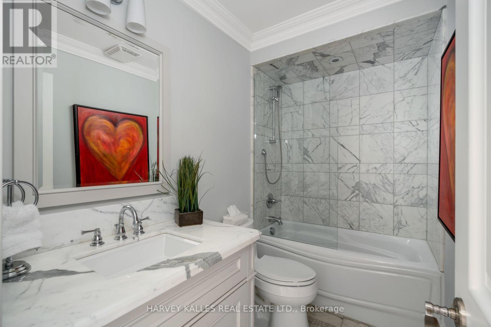 2d - 319 Lonsdale Road, Toronto, Ontario M4X 1X3 - Photo 24 - C13780666
