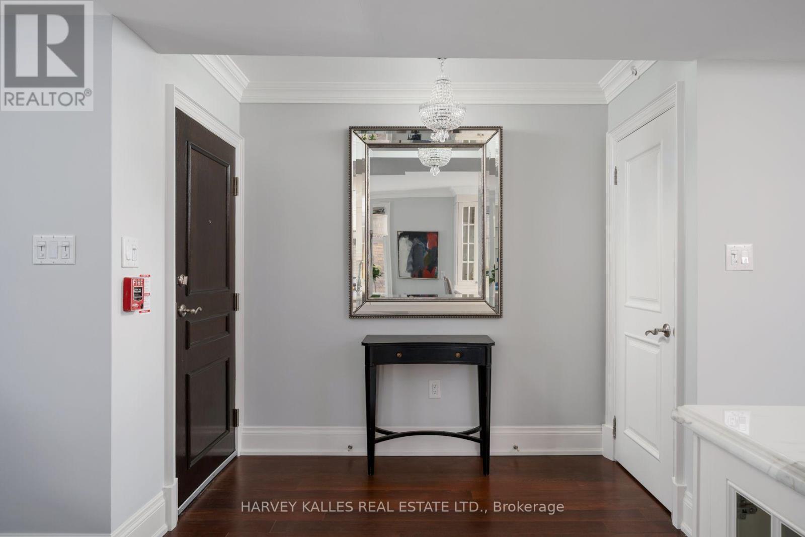 2d - 319 Lonsdale Road, Toronto, Ontario M4X 1X3 - Photo 9 - C13780666