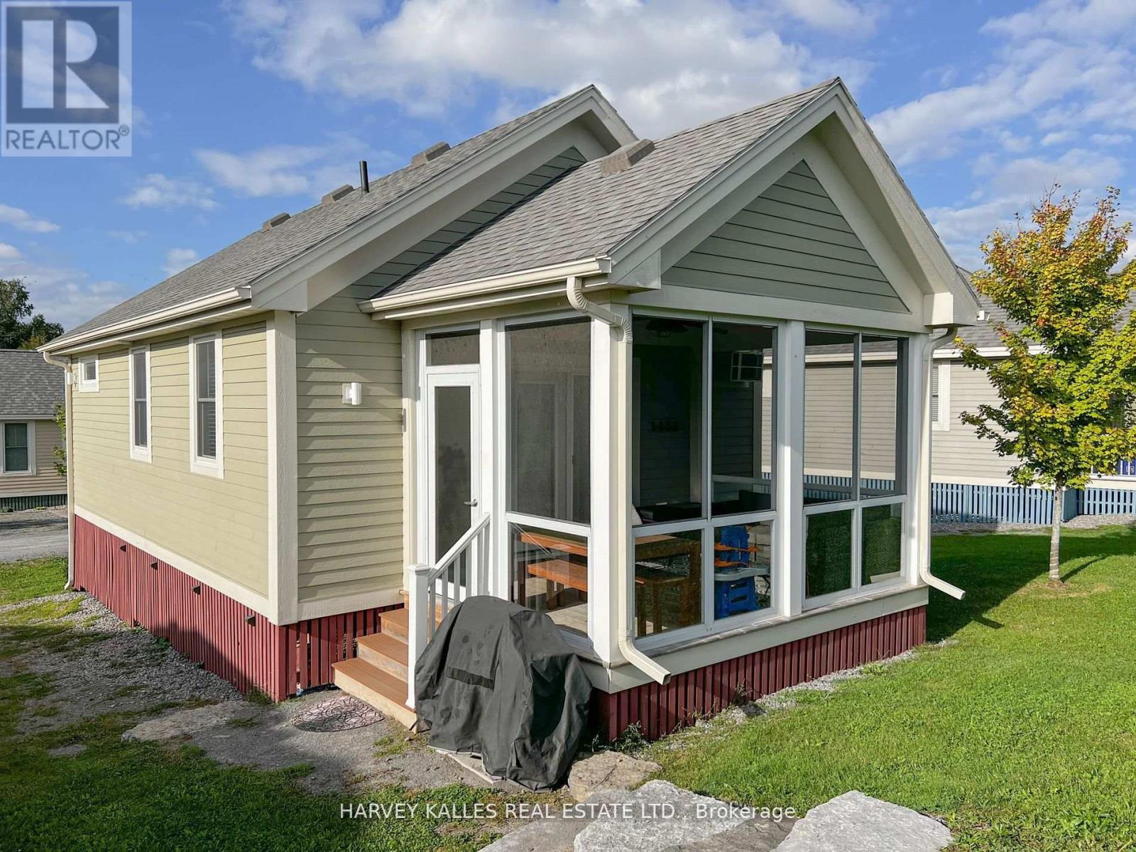 24 BUTTERNUT LANE, Prince Edward County, Ontario