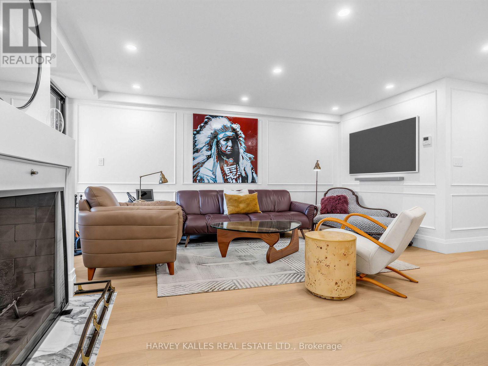 404 - 349 St. Clair Avenue W, Toronto, Ontario M5P 1N3 - Photo 10 - C13781572