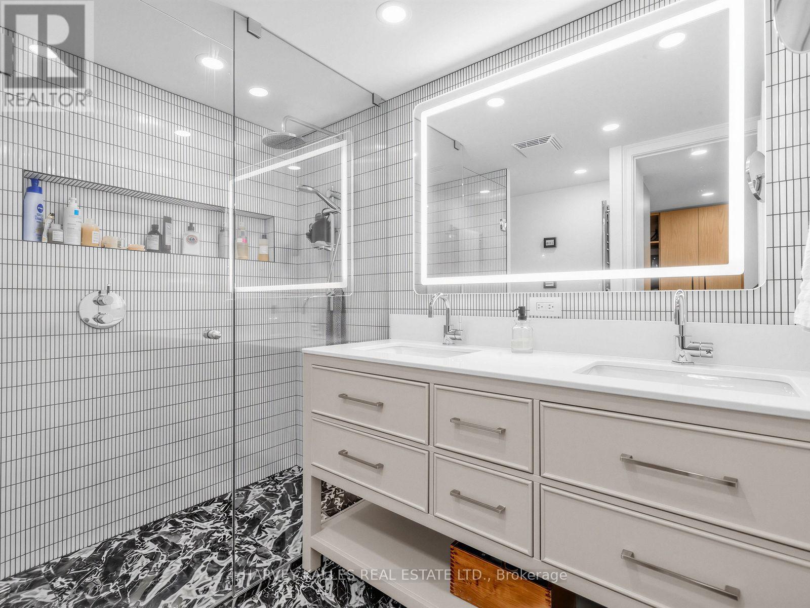 404 - 349 St. Clair Avenue W, Toronto, Ontario M5P 1N3 - Photo 24 - C13781572