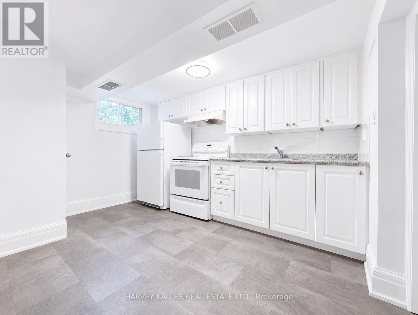 Bsmt - 807 Duplex Avenue, Toronto, Ontario M4R 1W6 - Photo 11 - C13782246