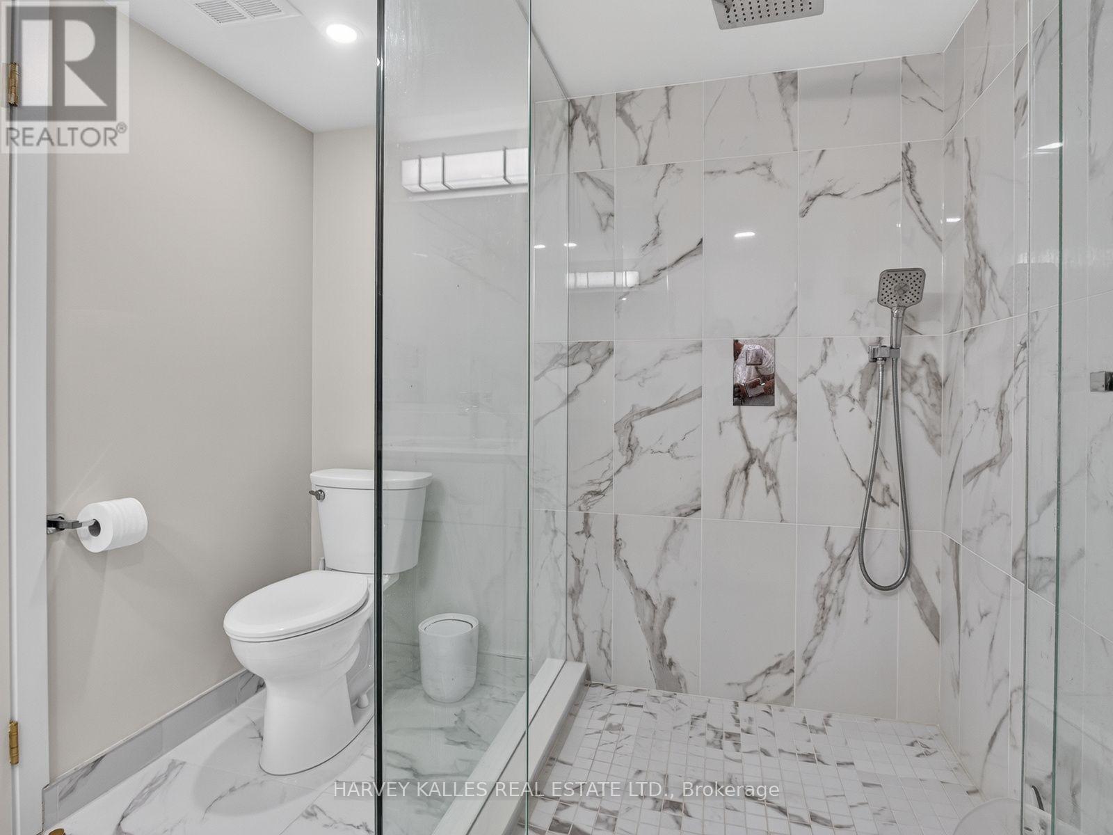 1004 - 8 Covington Road, Toronto, Ontario  M6A 3E5 - Photo 18 - C13782718